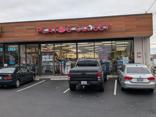 Plato's Closet